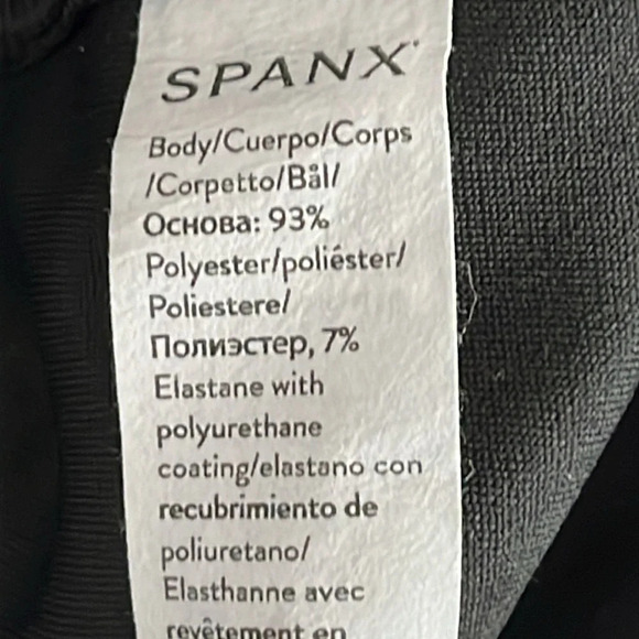 Spanx Leather-Like Jogger Pants in Black - Size Medium - Picture 9 of 10